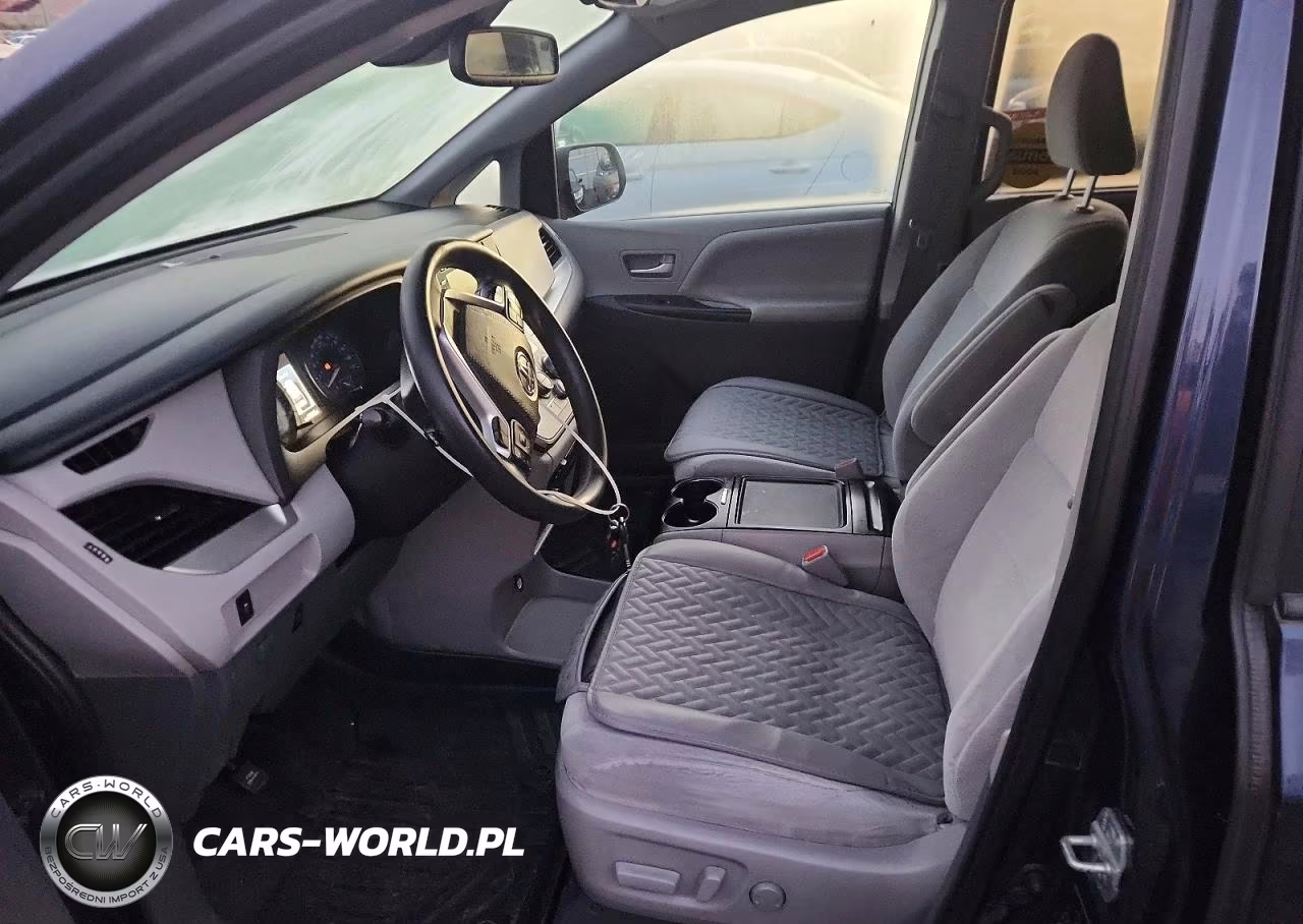 2020 Toyota Sienna Le VIN:5TDKZ3DC3LS022385 - 7