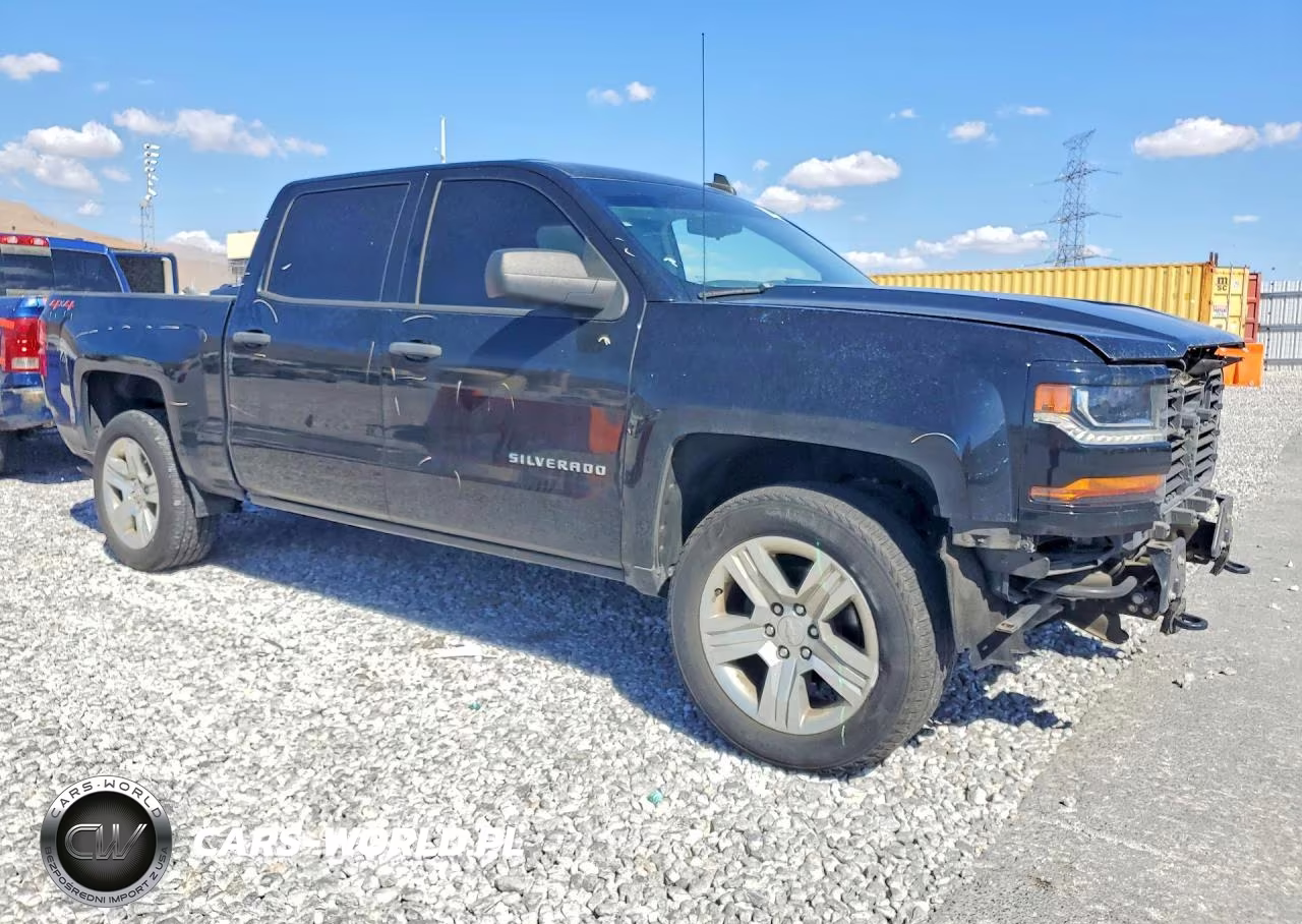 2018 Chevrolet Silverado K1500 Custom VIN:3GCUKPEC4JG340031 - 4