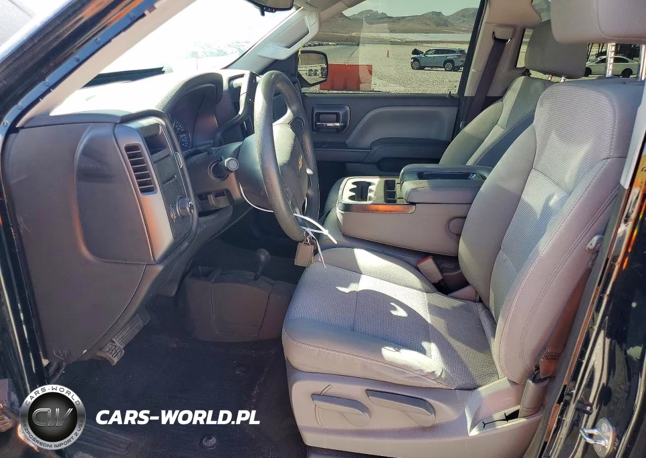 2018 Chevrolet Silverado K1500 Custom VIN:3GCUKPEC4JG340031 - 7