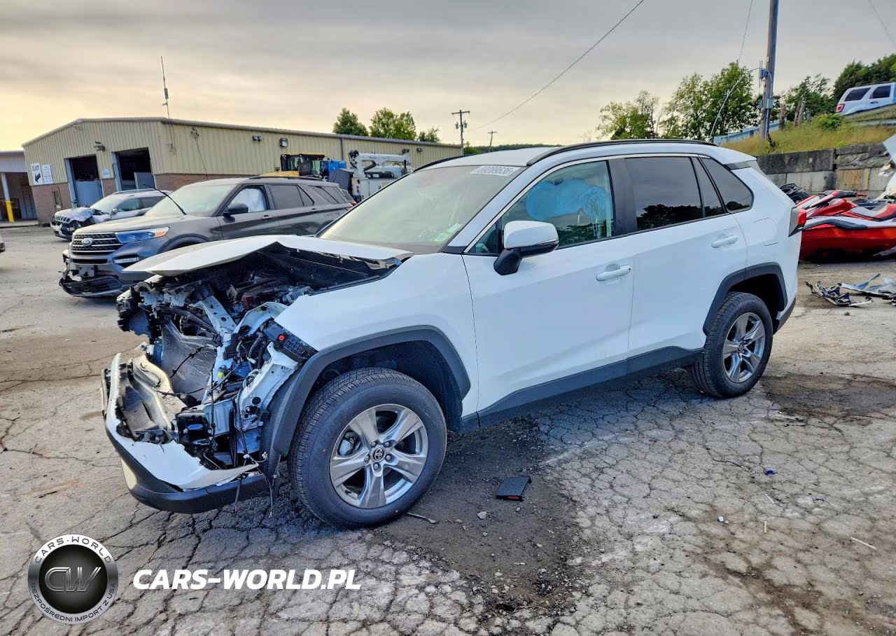 2023 Toyota Rav4 Xle – zdjęcie 1 z 14