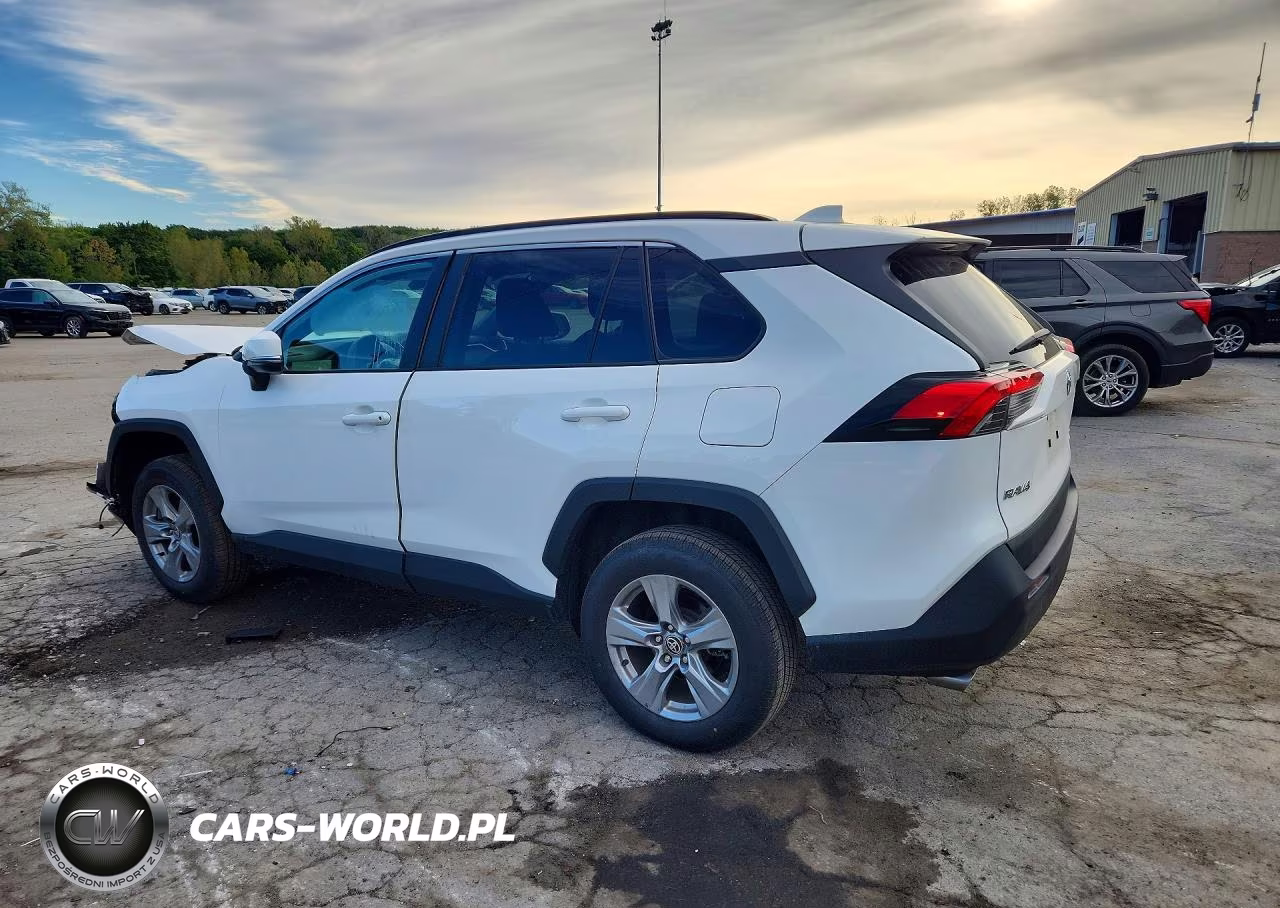 2023 Toyota Rav4 Xle VIN:2T3P1RFV2PC361434 - 2