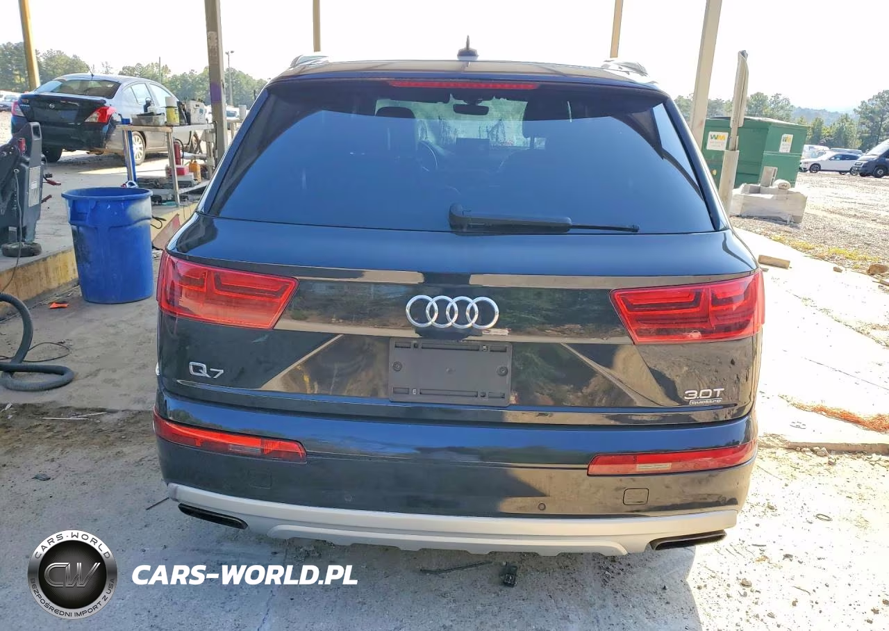 2017 Audi Q7 Premium Plus VIN:WA1LAAF72HD023606 - 6