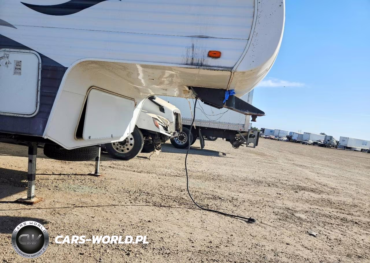 2005 Pilgrim Camper VIN:5L4FP282053007570 - 9