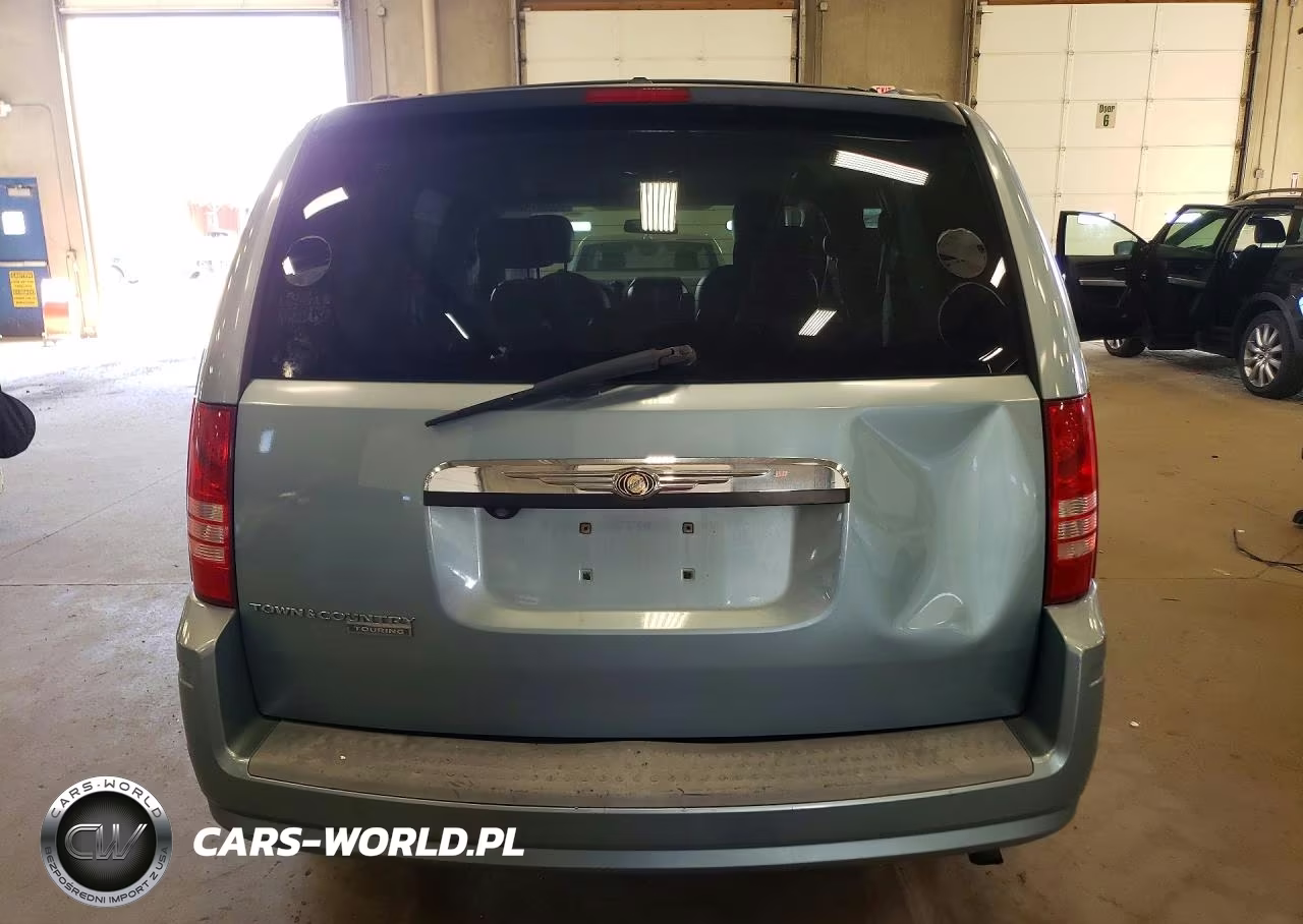 2008 Chrysler Town & Country Touring VIN:2A8HR54P38R675185 - 6