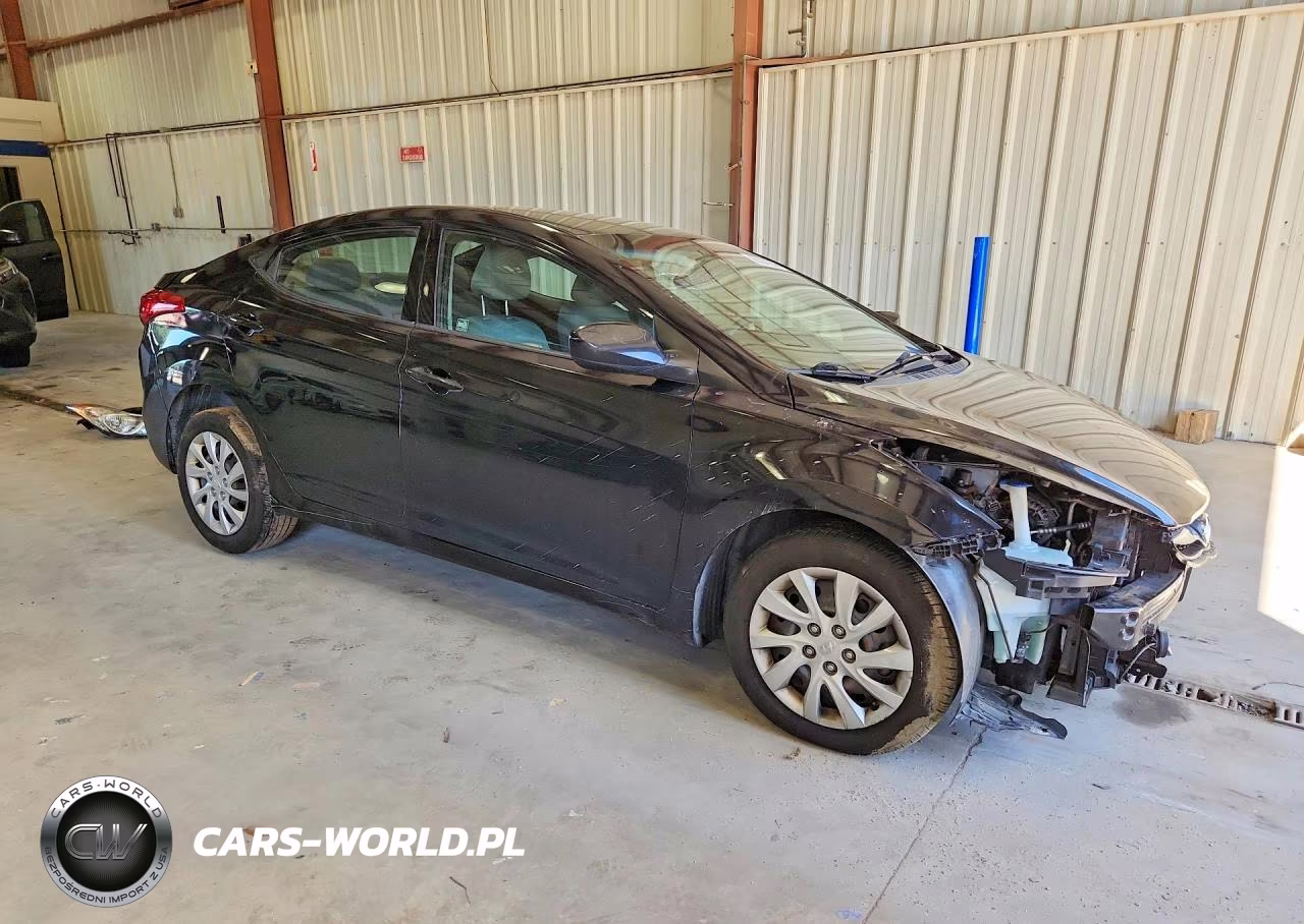2013 Hyundai Elantra Gls VIN:5NPDH4AE2DH226545 - 4