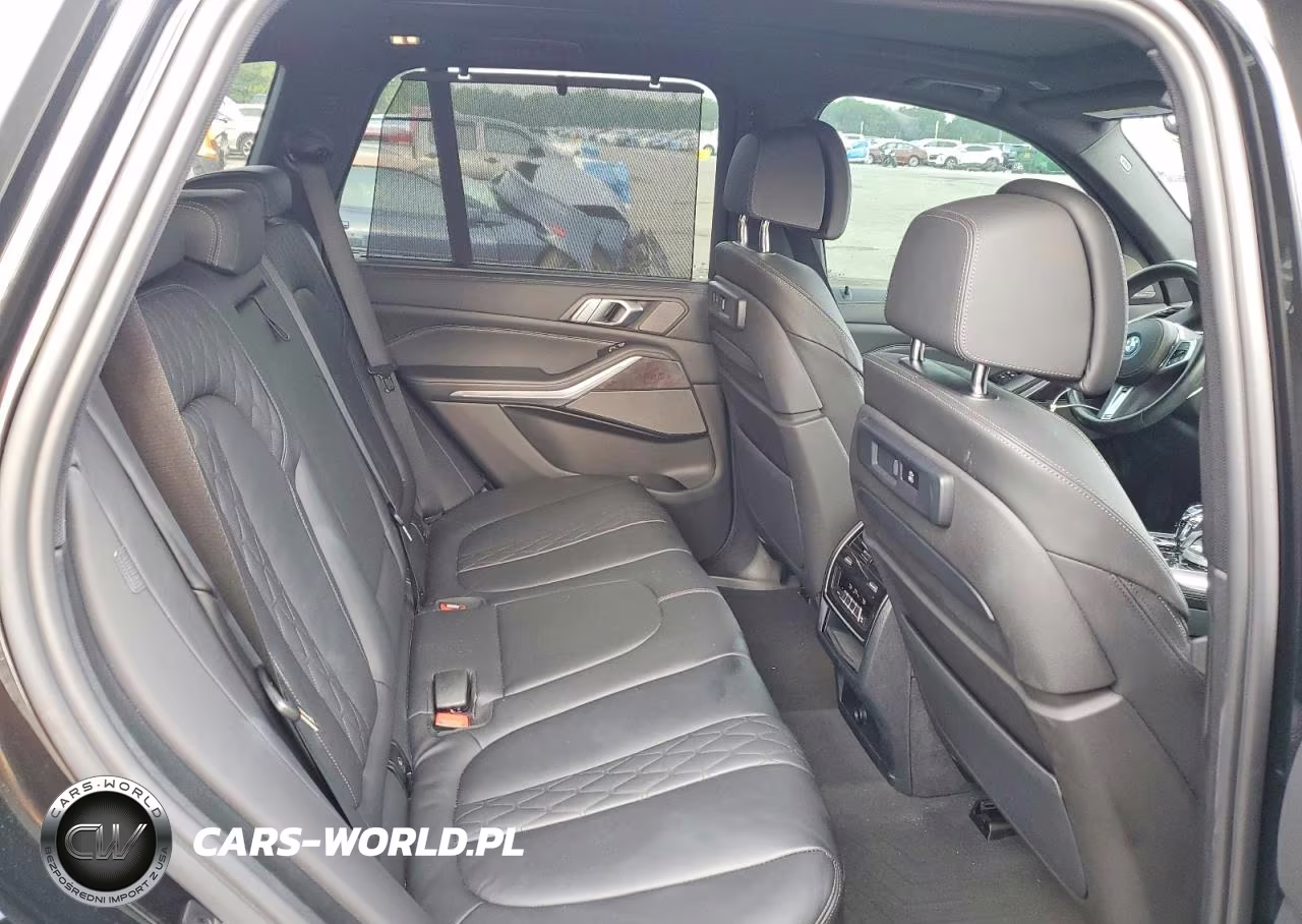 2023 BMW X5 xDrive45E VIN:5UXTA6C04P9P33603 - 11