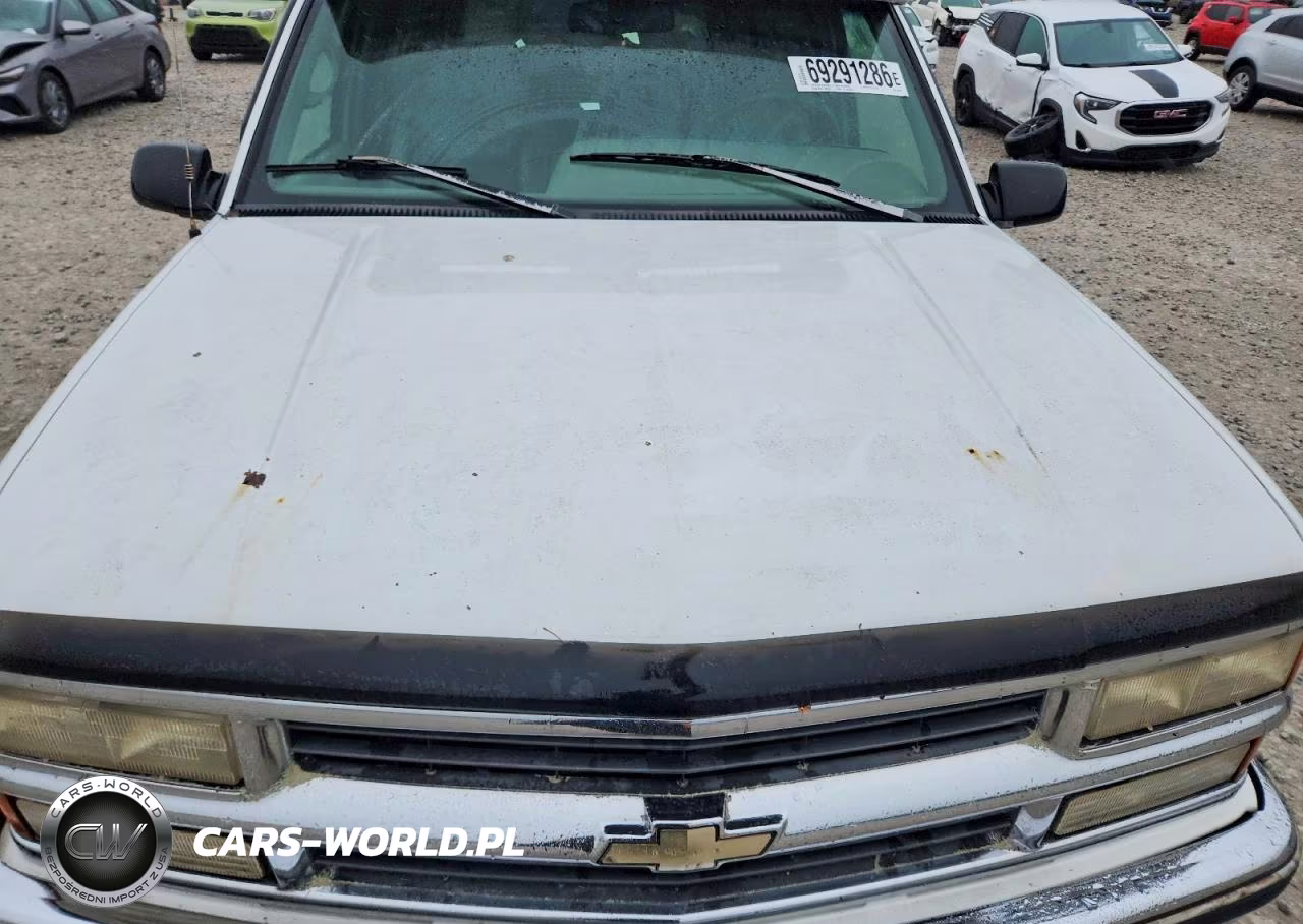 1996 Chevrolet Tahoe K1500 VIN:3GNEK18R3TG109178 - 12