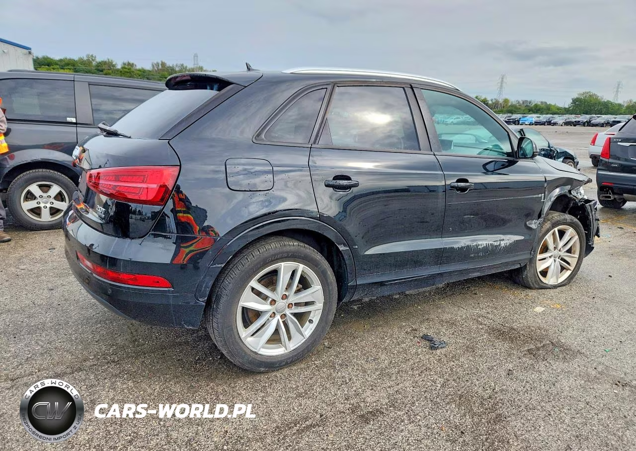 2017 Audi Q3 Premium VIN:WA1ECCFS2HR000820 - 3