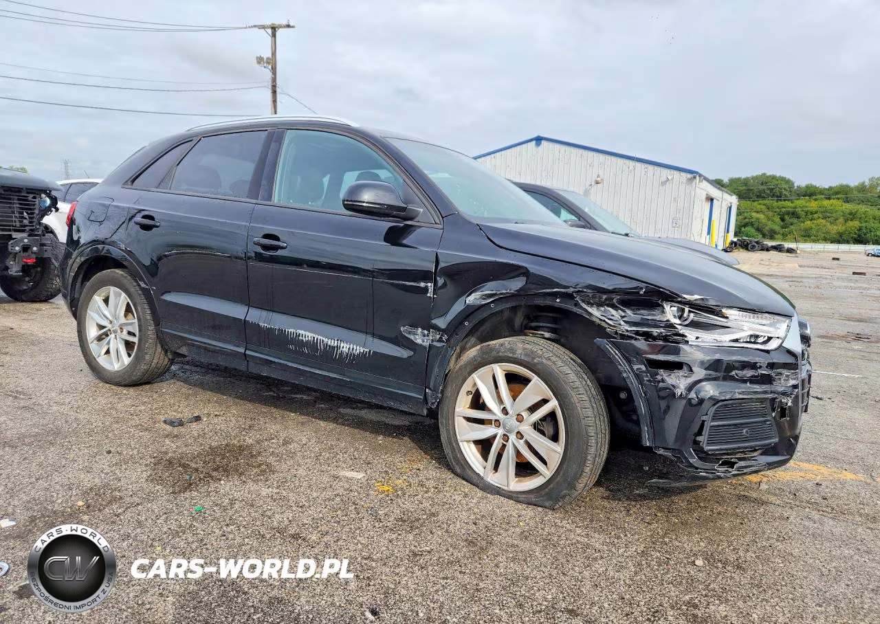 2017 Audi Q3 Premium VIN:WA1ECCFS2HR000820 - 4