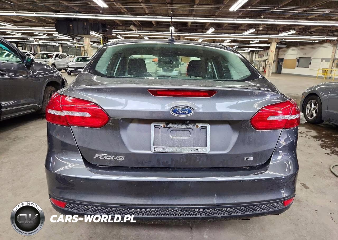 2018 Ford Focus Se VIN:1FADP3F28JL251670 - 6