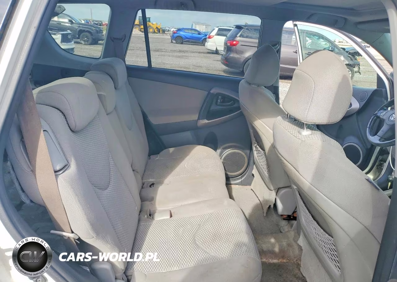 2007 Toyota Rav4 Limited VIN:JTMBK34V475033980 - 11