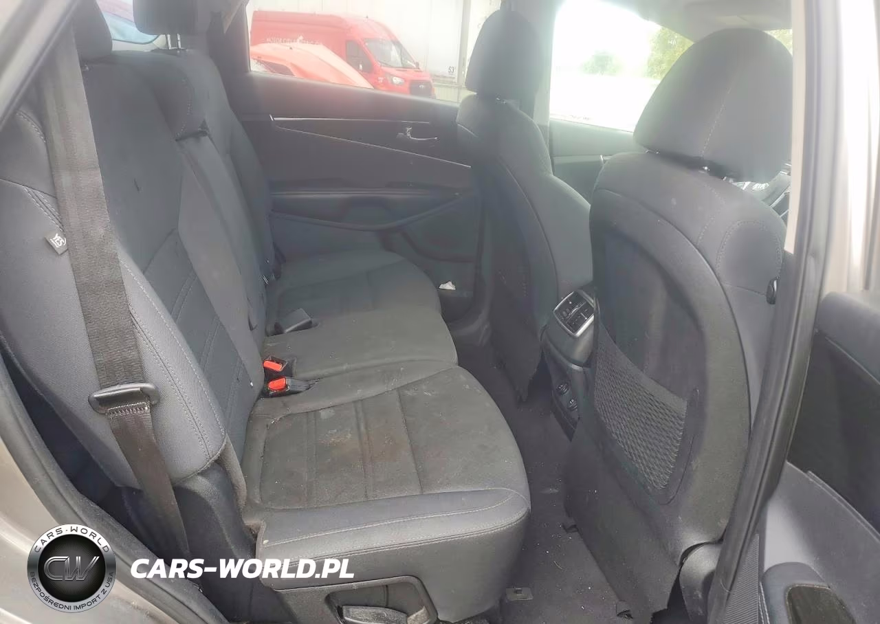 2019 Kia Sorento Lx V6 VIN:5XYPGDA5XKG551352 - 11