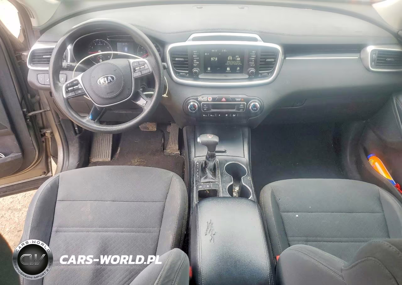 2019 Kia Sorento Lx V6 VIN:5XYPGDA5XKG551352 - 8