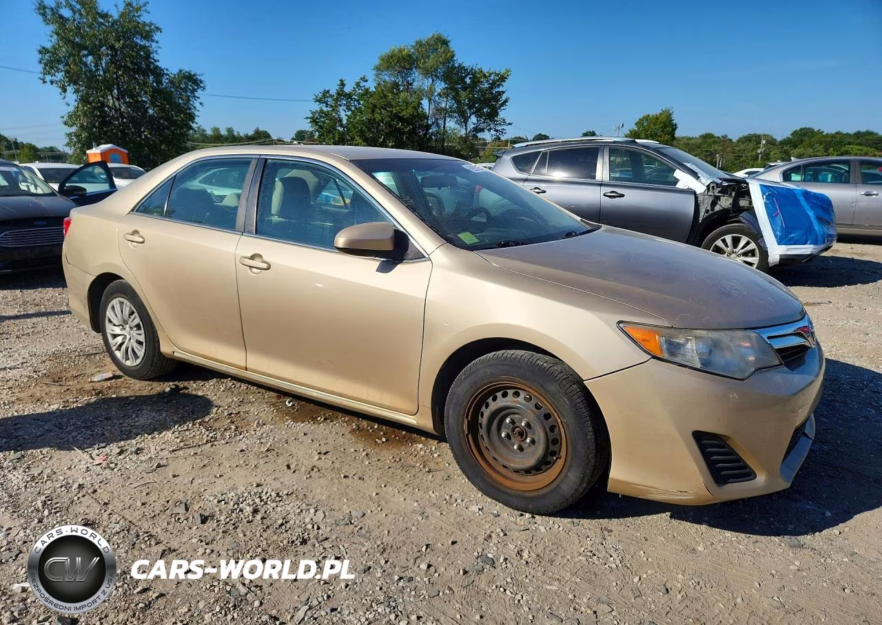 2012 Toyota Camry Le VIN:4T1BF1FK5CU130466 - 4