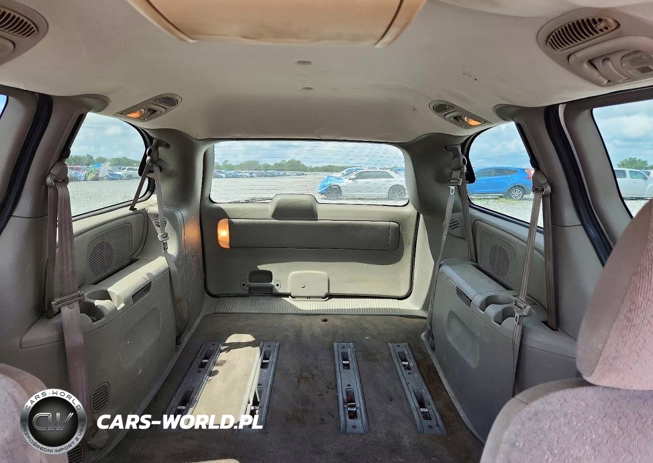 2003 Chrysler Town & Country Ex VIN:2C4GP74L83R173833 - 10