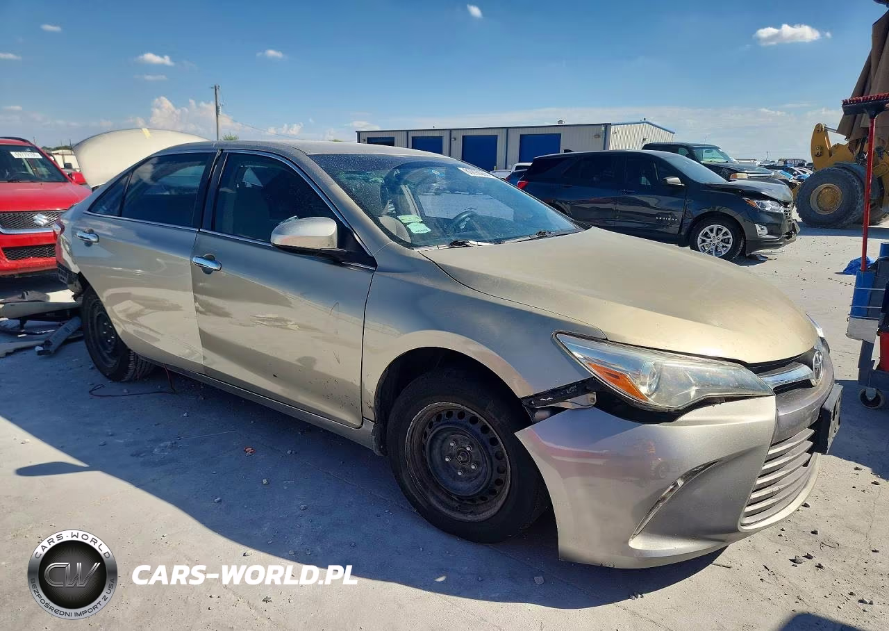 2017 Toyota Camry Le VIN:4T1BF1FK0HU273994 - 4