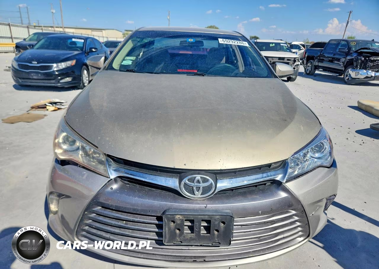 2017 Toyota Camry Le VIN:4T1BF1FK0HU273994 - 5