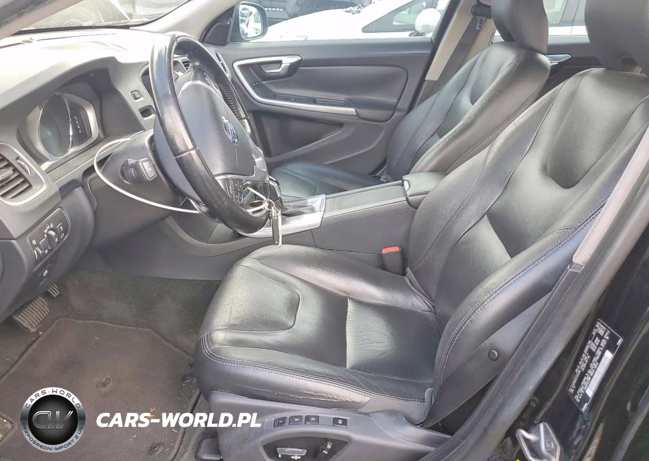 2015 Volvo V60 Premier VIN:YV140MEK2F1242384 - 7
