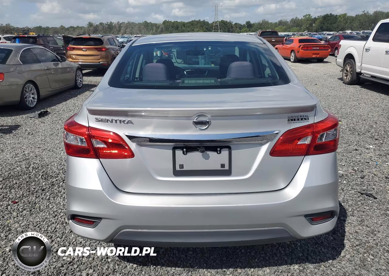 2017 Nissan Sentra S VIN:3N1AB7AP9HY204044 - 6