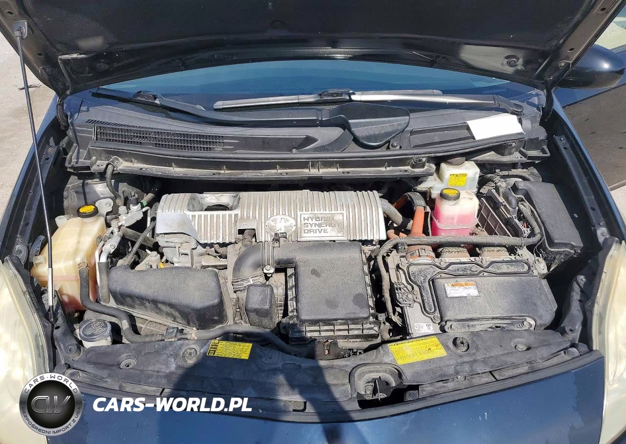 2013 Toyota Prius Two VIN:JTDKN3DU8D5544425 - 11