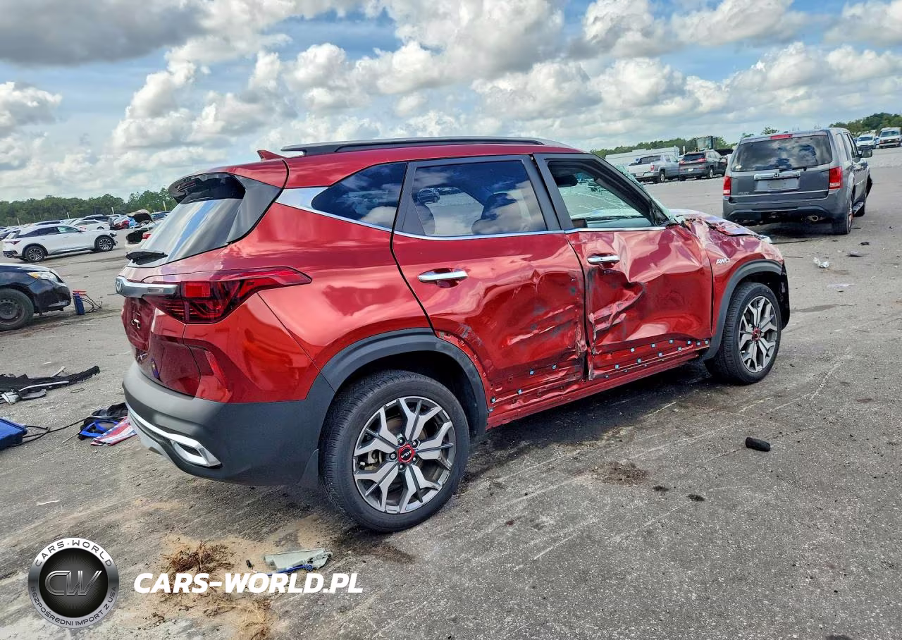 2023 Kia Seltos Sx VIN:KNDETCA2XP7430313 - 3