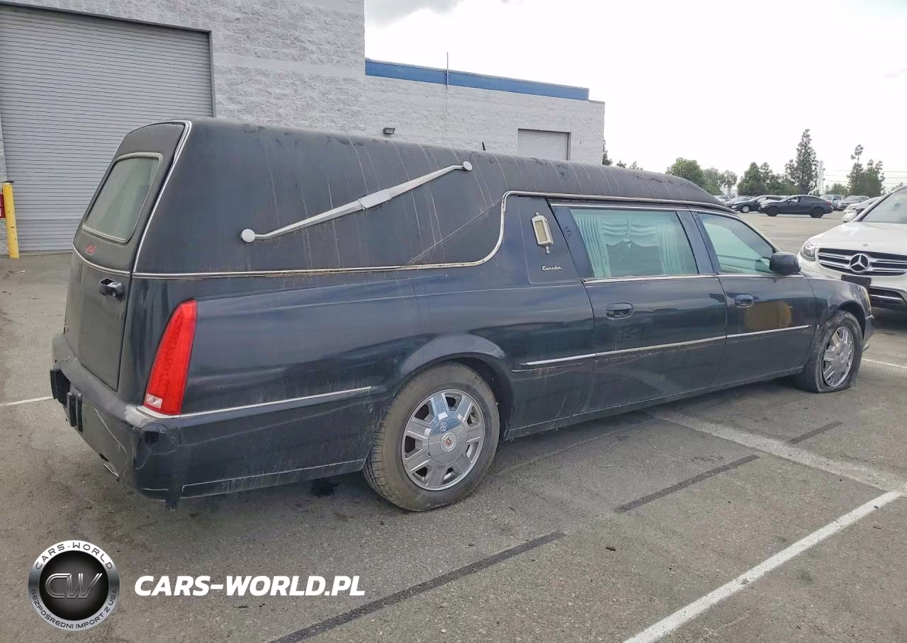 2007 Cadillac Commercial Chassis VIN:1GEEH06Y27U500828 - 3