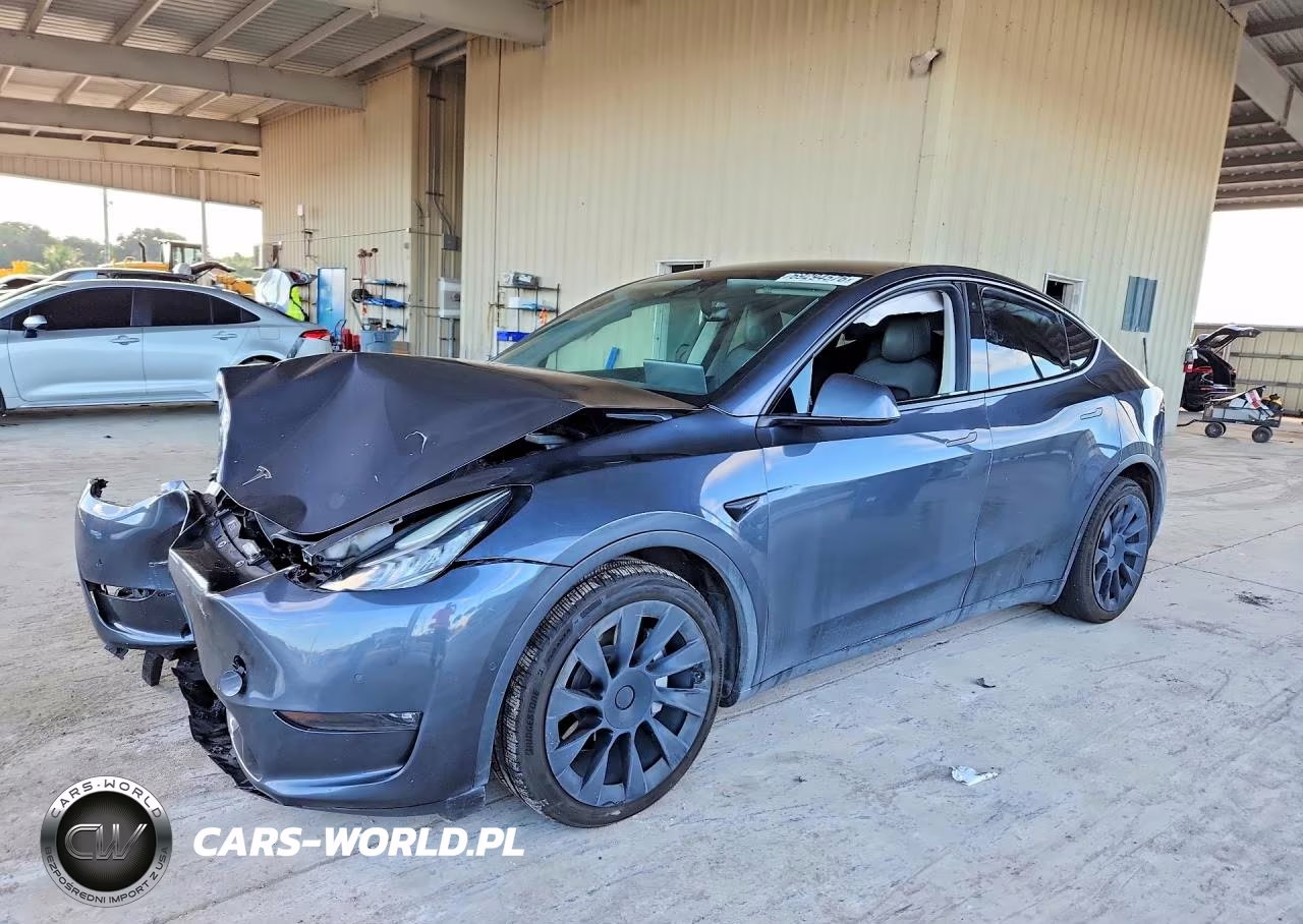 2021 Tesla Model Y VIN:5YJYGDEE1MF111478 - 1