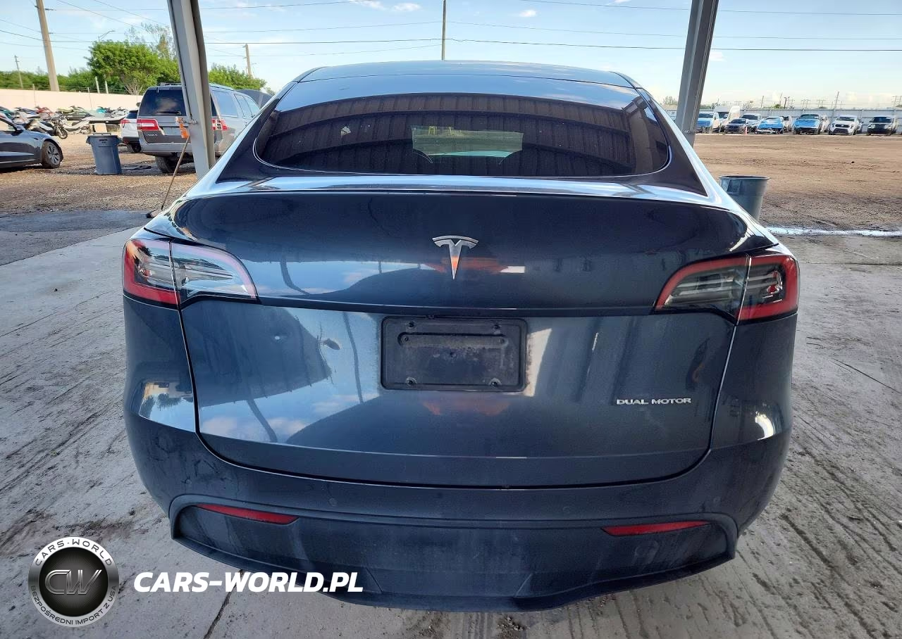 2021 Tesla Model Y VIN:5YJYGDEE1MF111478 - 6