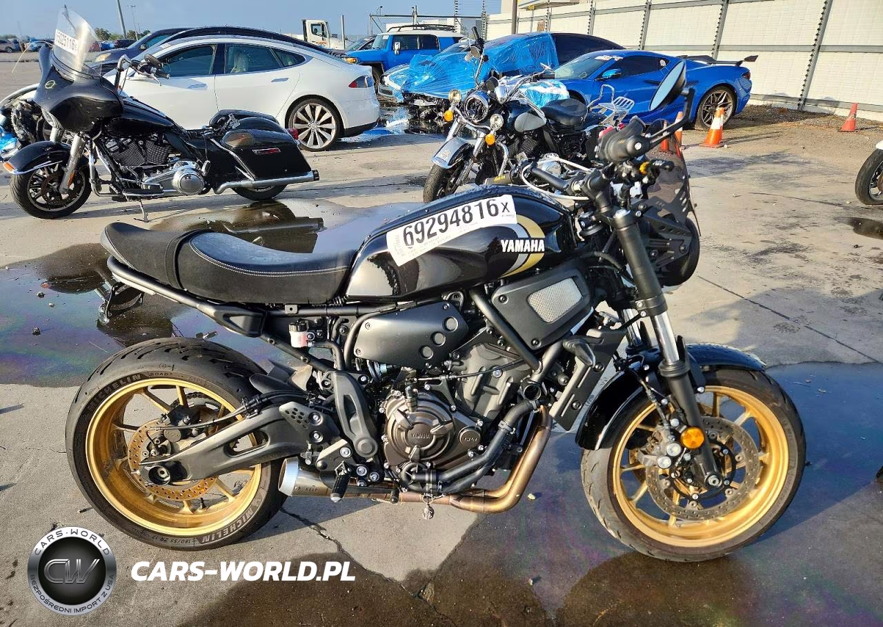 2025 Yamaha Mtm690