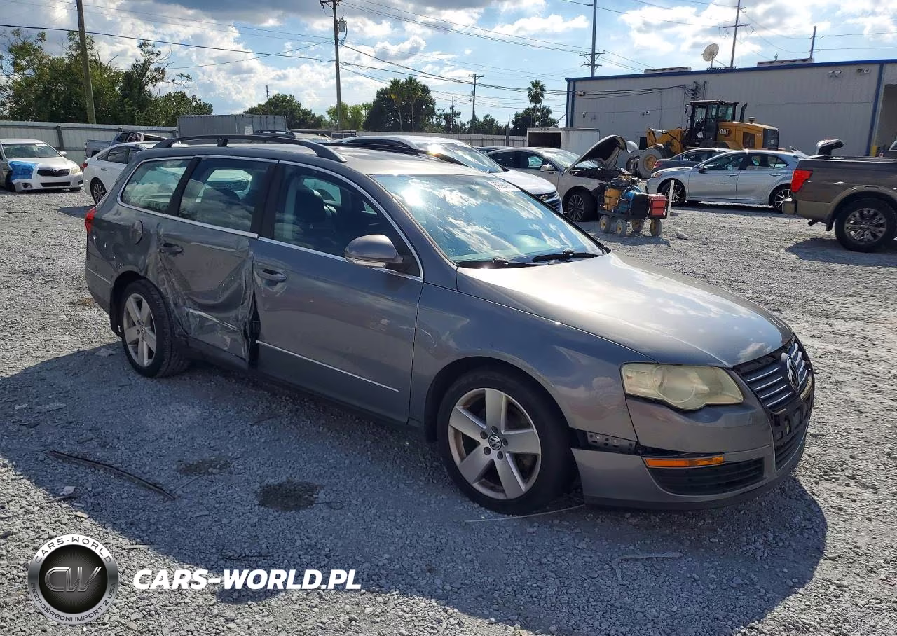 2008 Volkswagen Passat Wagon Komfort VIN:WVWLK73C58E046749 - 4