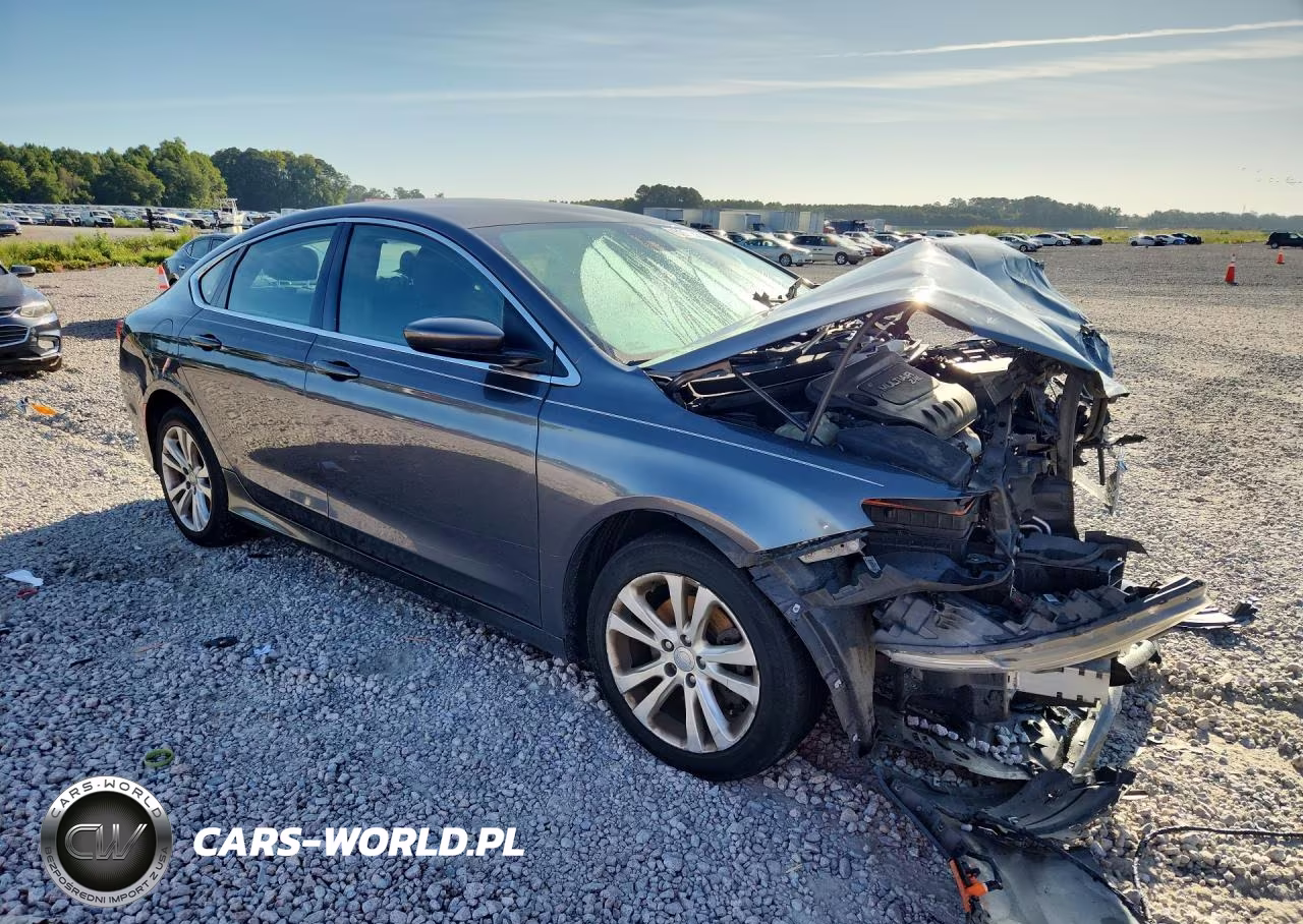 2016 Chrysler 200 Limited VIN:1C3CCCAB1GN102057 - 4