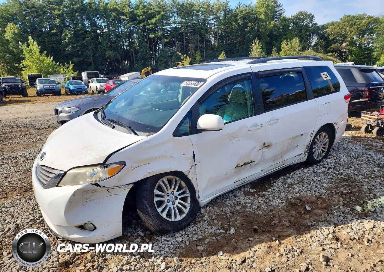 2011 Toyota Sienna Xle 8-Passenger VIN:5TDYK3DC0BS001815 - 1