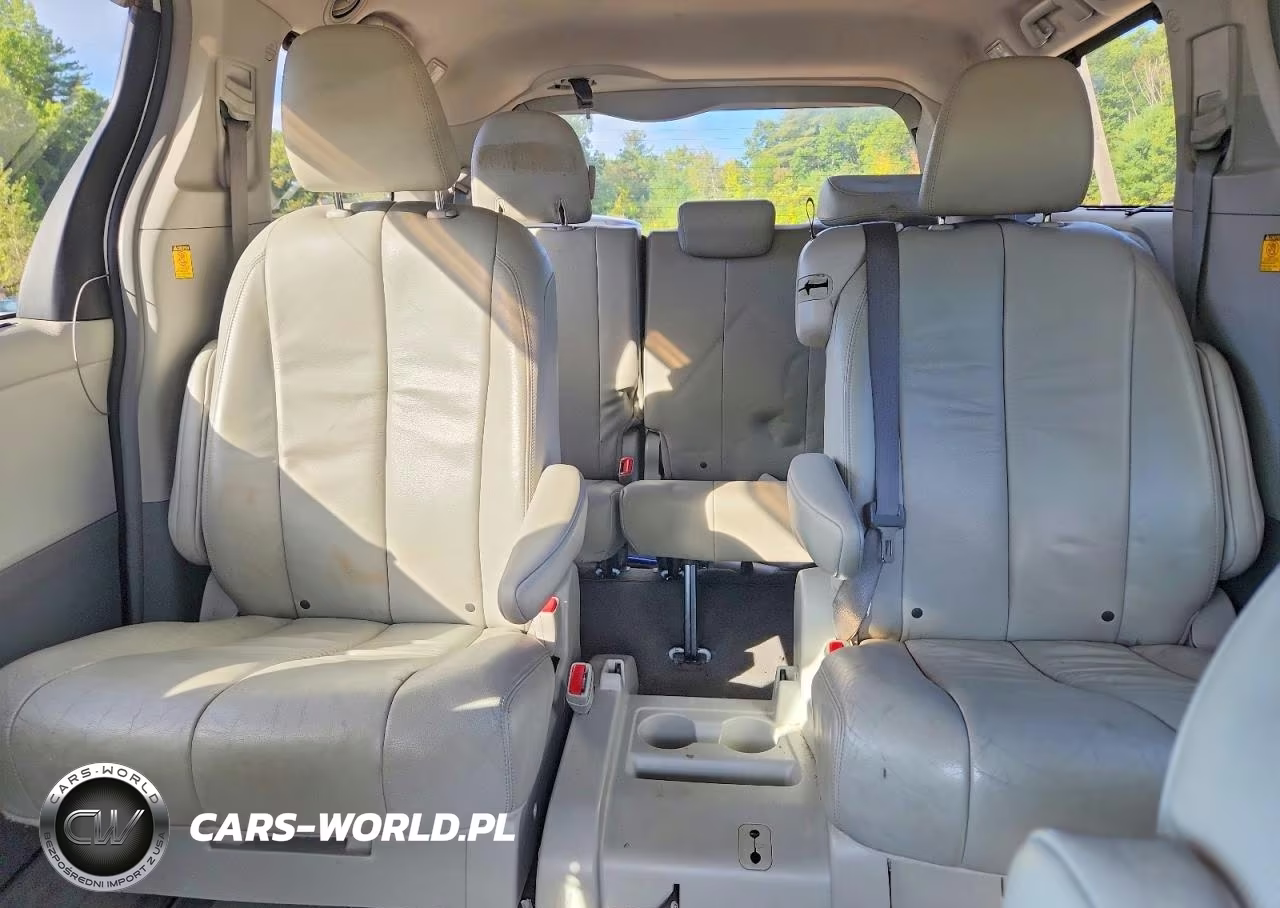 2011 Toyota Sienna Xle 8-Passenger VIN:5TDYK3DC0BS001815 - 10