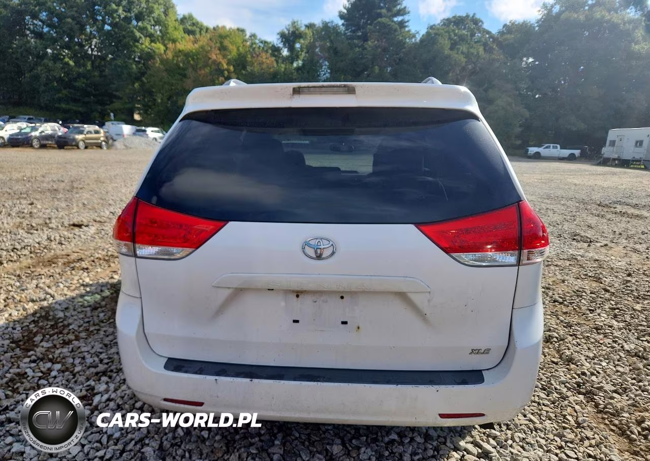 2011 Toyota Sienna Xle 8-Passenger VIN:5TDYK3DC0BS001815 - 6