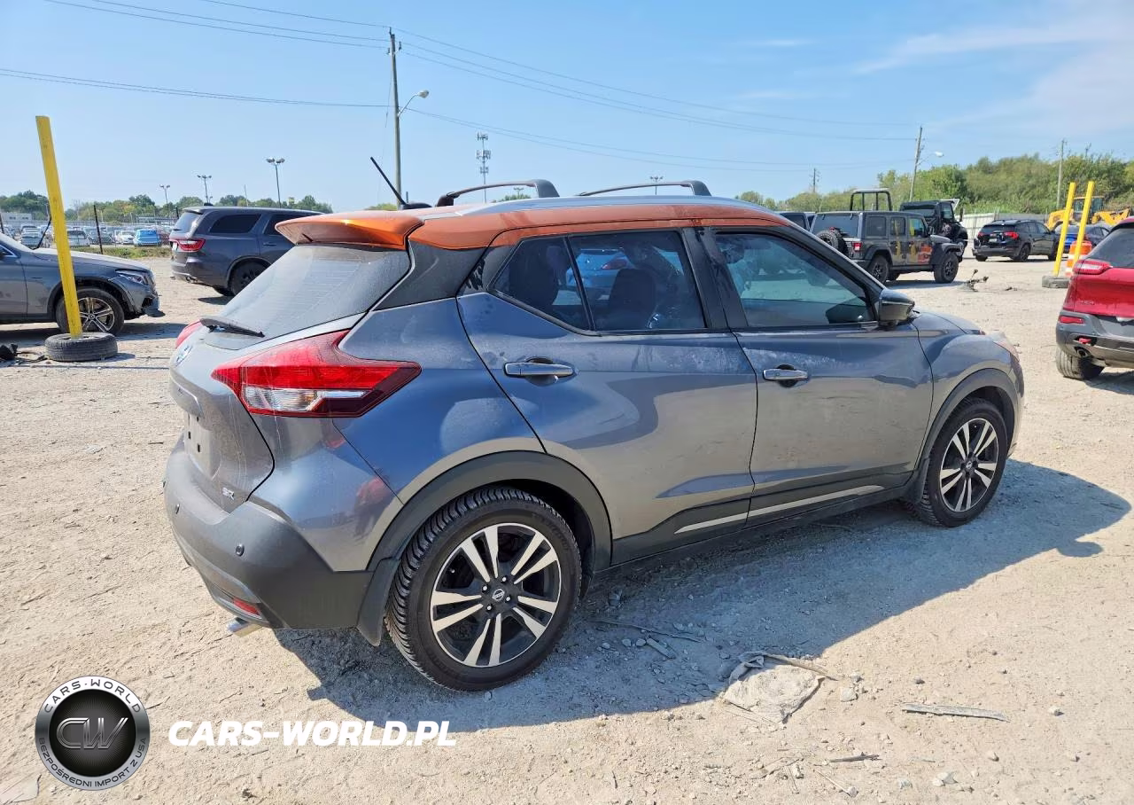 2020 Nissan Kicks Sr VIN:3N1CP5DV4LL490030 - 3