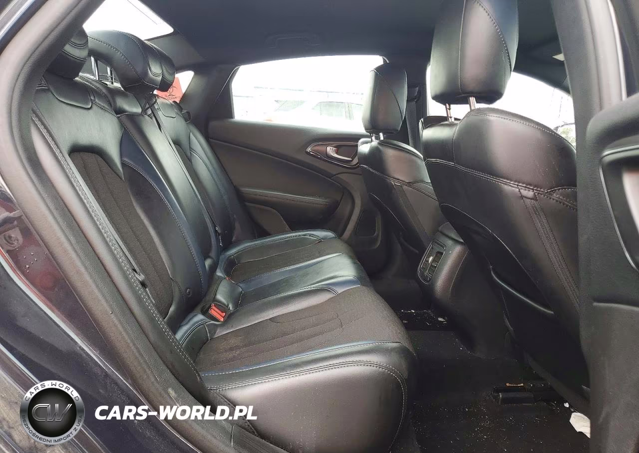 2016 Chrysler 200 S VIN:1C3CCCBG9GN174182 - 10