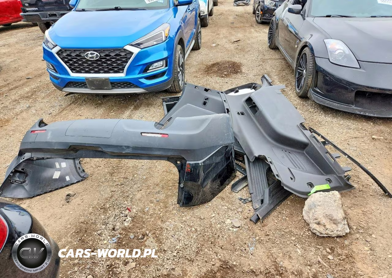 2018 Chevrolet Traverse Ls VIN:1GNERFKW1JJ105715 - 13