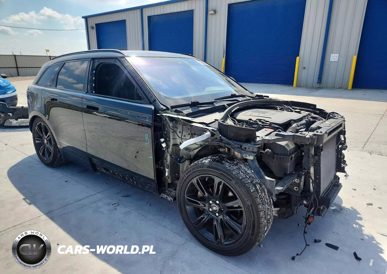 2018 Land Rover Range Rover Velar R-Dynamic Se VIN:SALYL2RV1JA754145 - 4