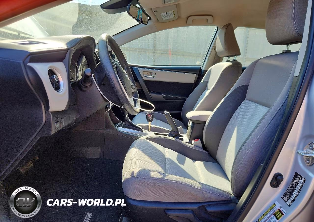 2017 Toyota Corolla Le VIN:5YFBURHE7HP734329 - 7