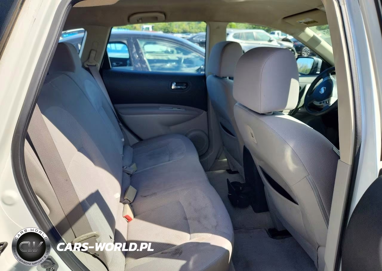 2011 Nissan Rogue S VIN:JN8AS5MVXBW304717 - 10