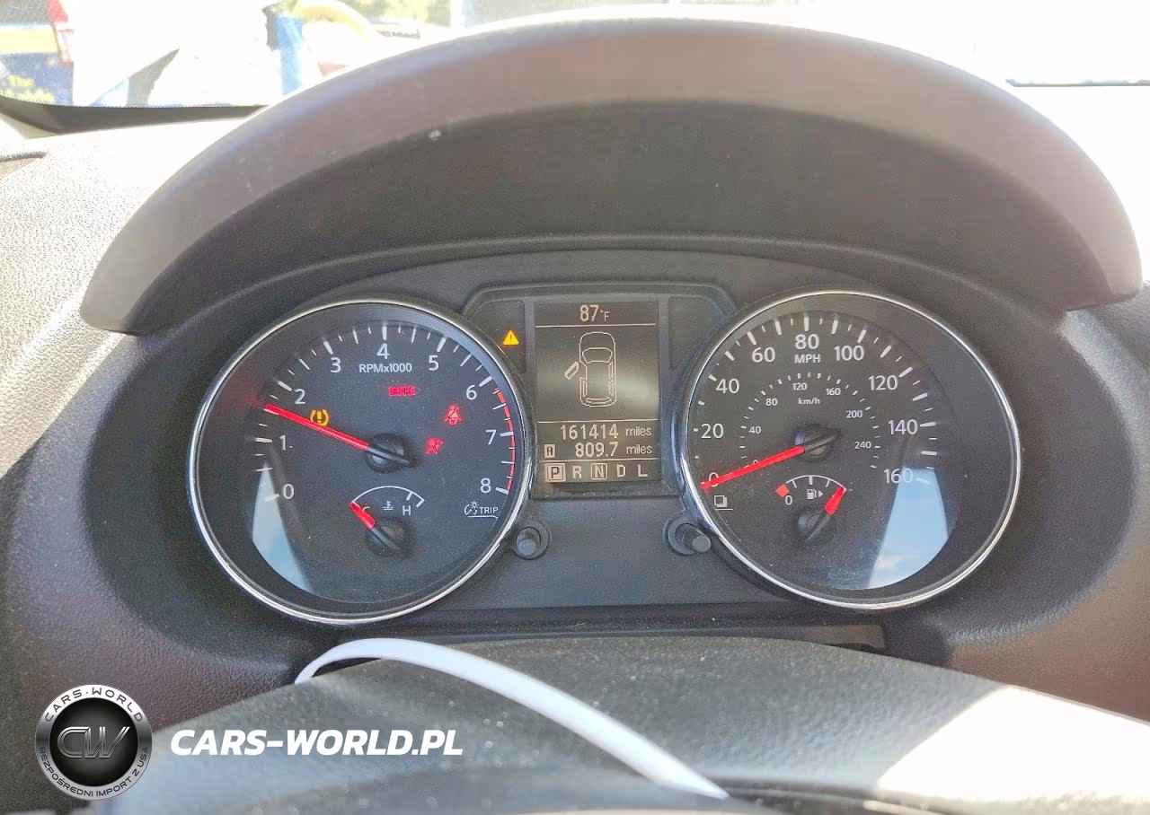 2011 Nissan Rogue S VIN:JN8AS5MVXBW304717 - 9
