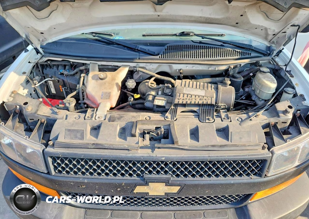 2018 Chevrolet Express 3500 VIN:1GCZGHFG2J1179854 - 12