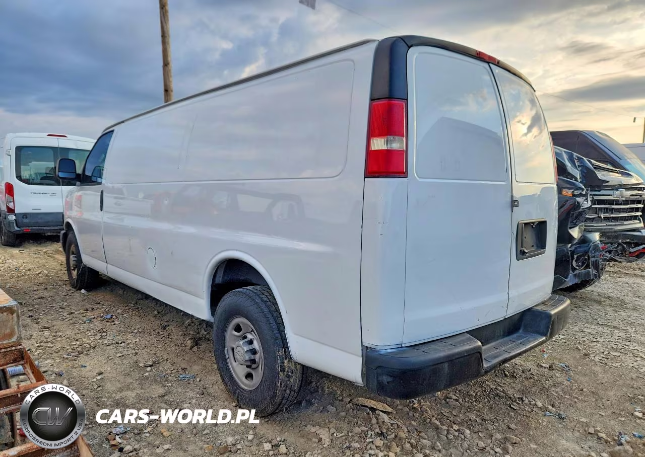 2018 Chevrolet Express 3500 VIN:1GCZGHFG2J1179854 - 2