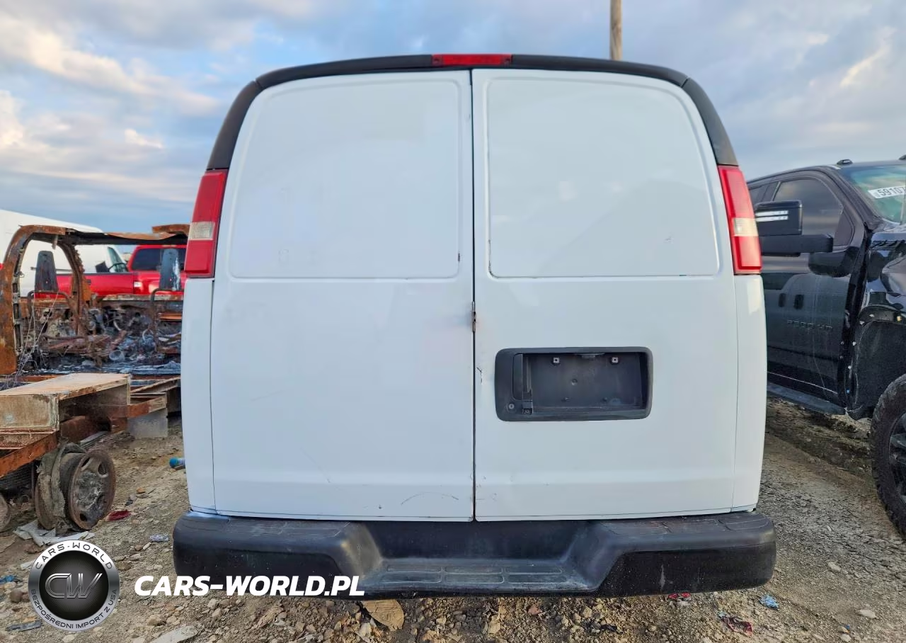 2018 Chevrolet Express 3500 VIN:1GCZGHFG2J1179854 - 6