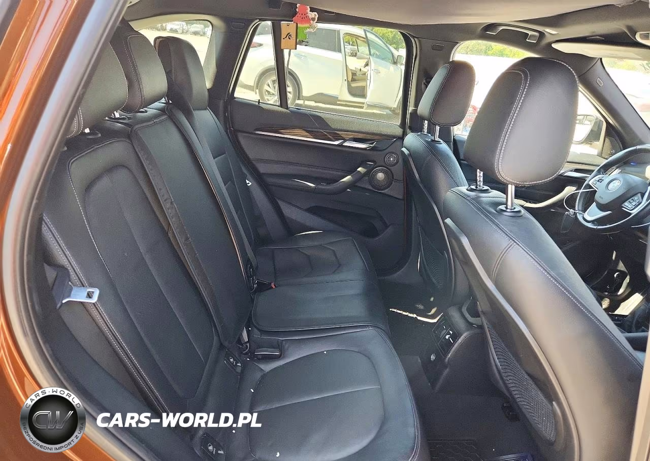 2016 BMW X1 xDrive28I VIN:WBXHT3C34GP880416 - 10