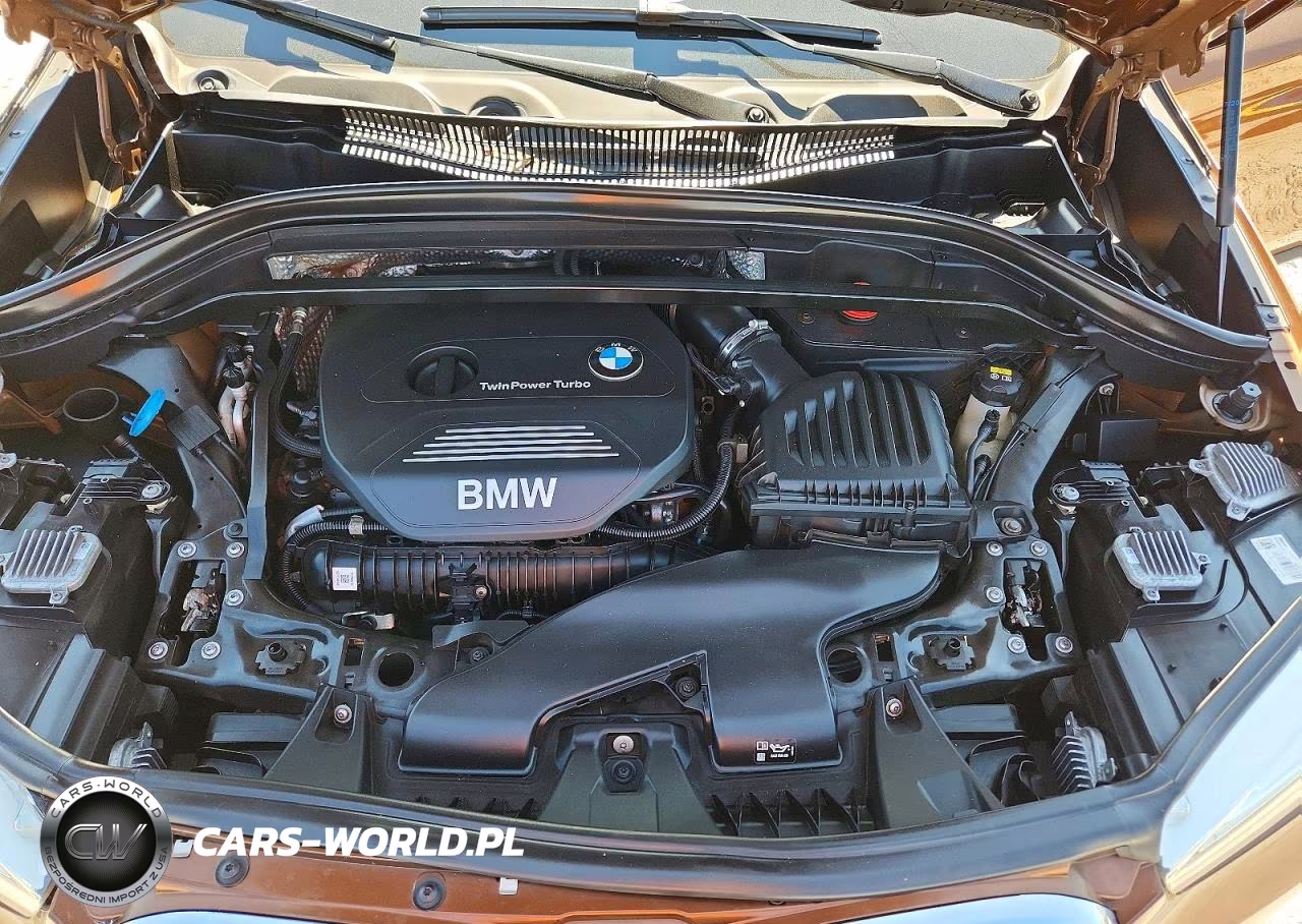 2016 BMW X1 xDrive28I VIN:WBXHT3C34GP880416 - 11