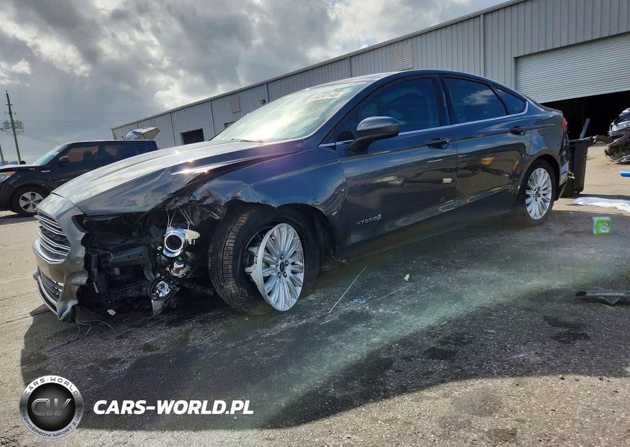 2016 Ford Fusion S Hybrid – zdjęcie 1 z 12