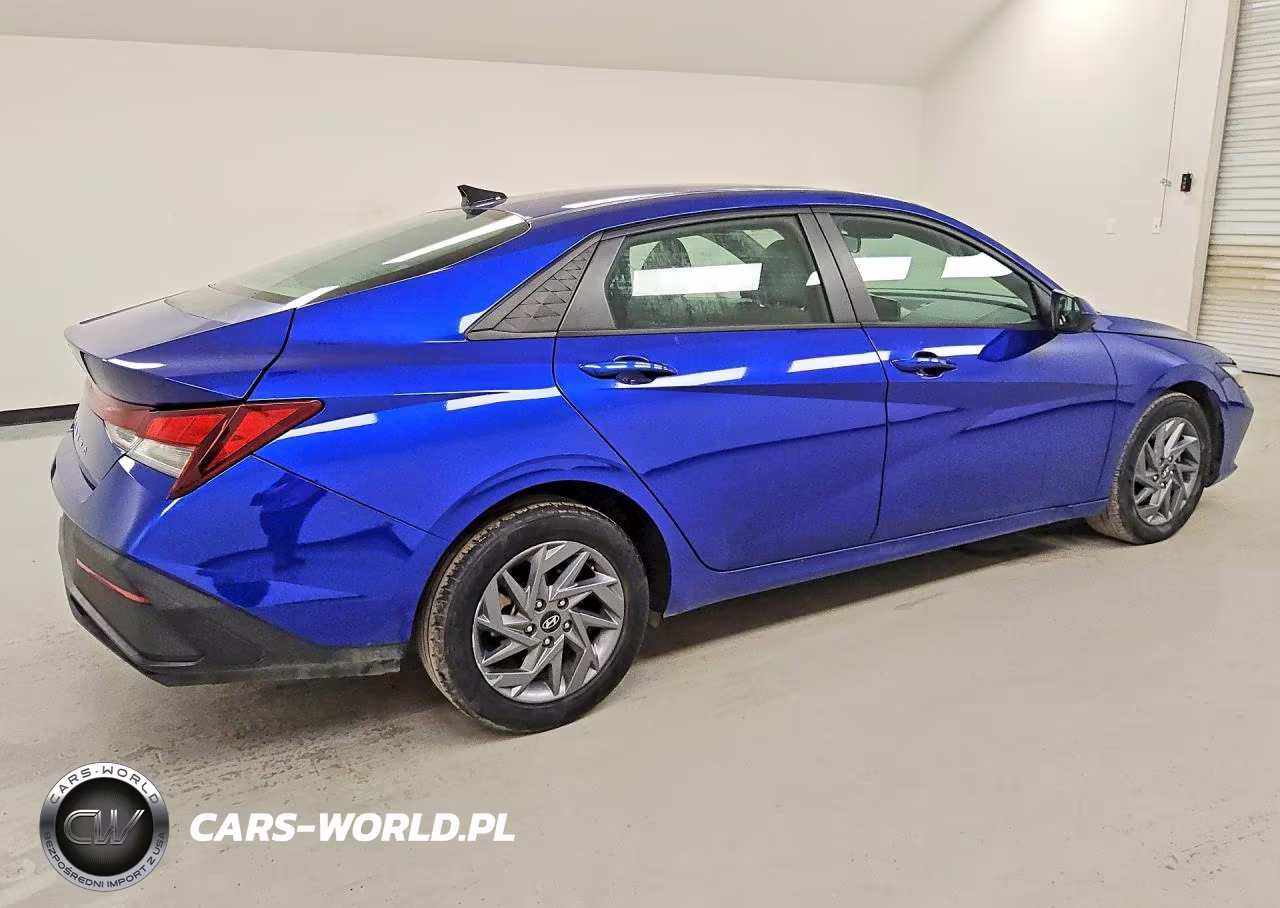 2024 Hyundai Elantra VIN:KMHLM4DG6RU668807 - 3