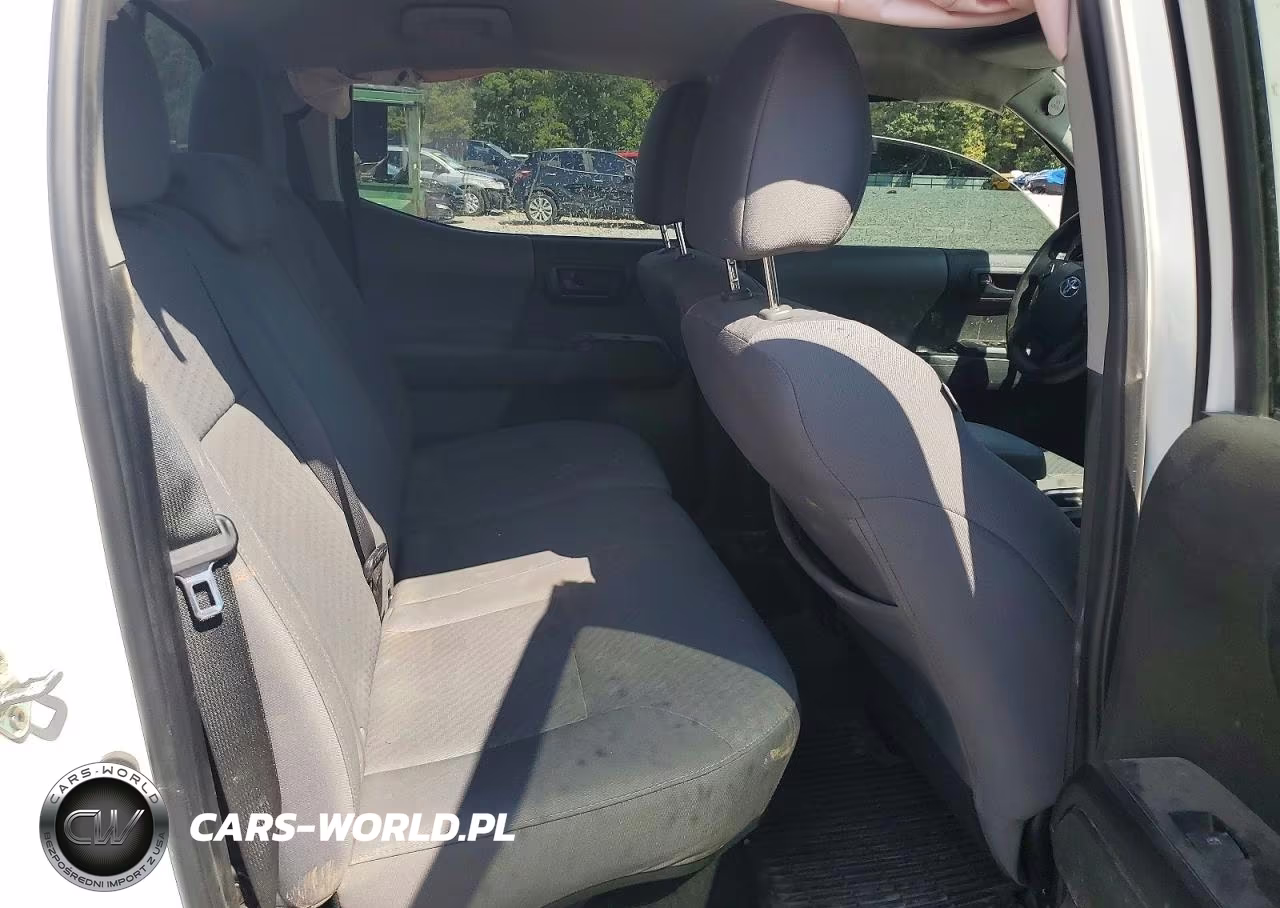 2023 Toyota Tacoma Sr V6 VIN:3TYCZ5ANXPT155788 - 10