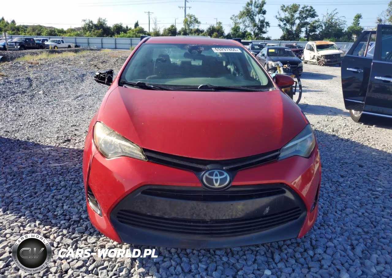 2017 Toyota Corolla Le VIN:5YFBURHE1HP636798 - 5